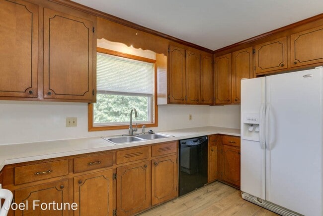 Building Photo - 3 br, 2 bath House - 1461 Todds Lane