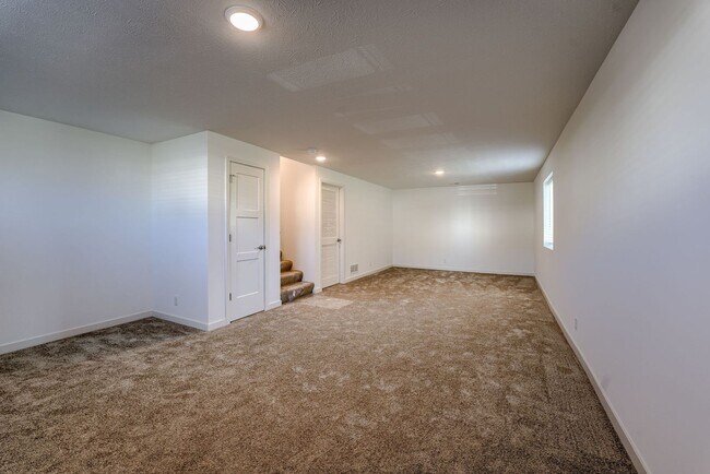 Building Photo - New Construction 3 Bedroom!!