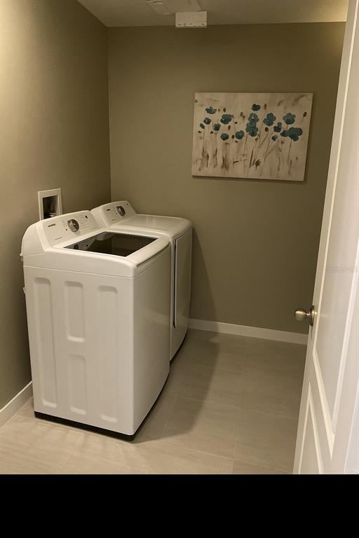 Building Photo - 2005 Aster Way