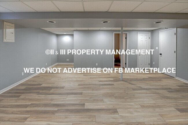 Building Photo - 1114 NE Richardson Pl