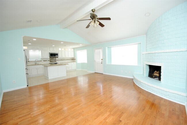 Building Photo - 11511 Creekhurst Dr