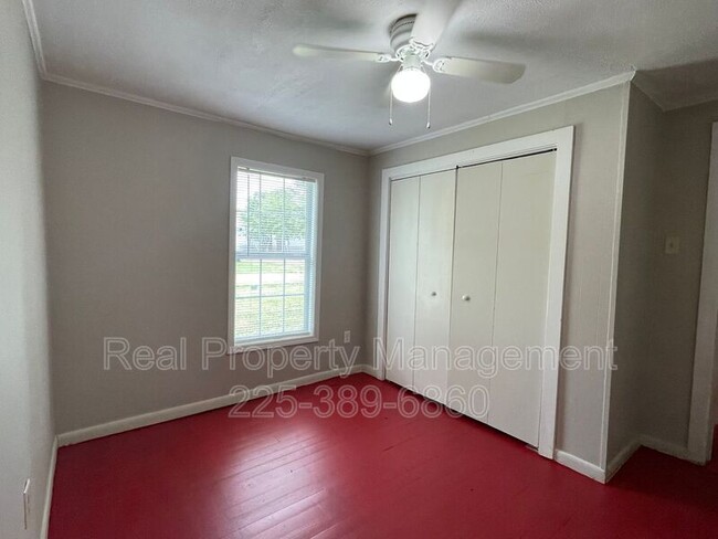 Building Photo - 3026 Balis Dr