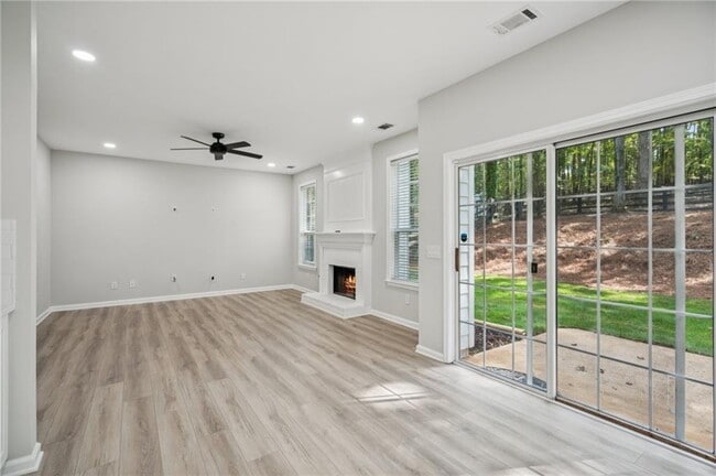 Building Photo - 165 Sable Pointe Dr