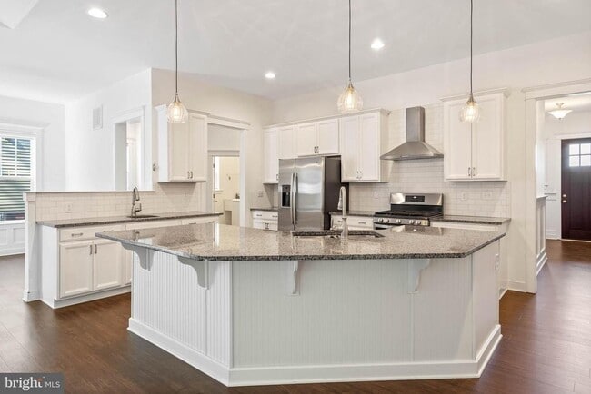 Building Photo - 22395 Arbor Cir