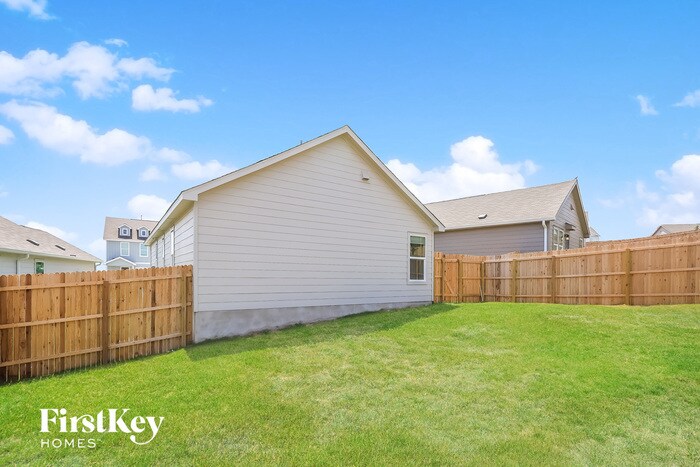 Building Photo - 6623 Scarecrow Wy