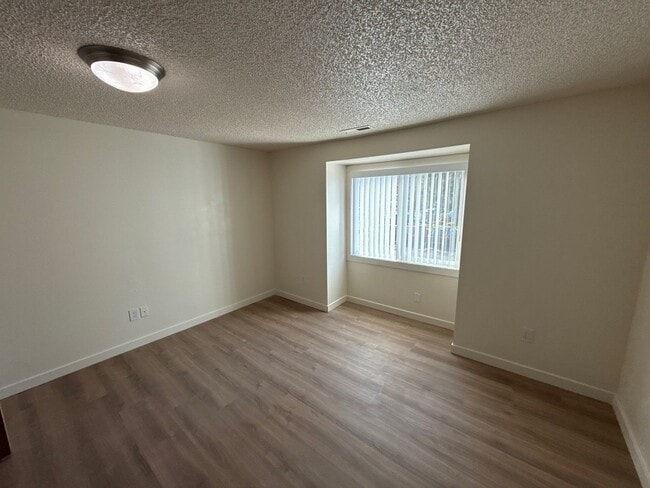 Building Photo - 650 Taybin Rd NW