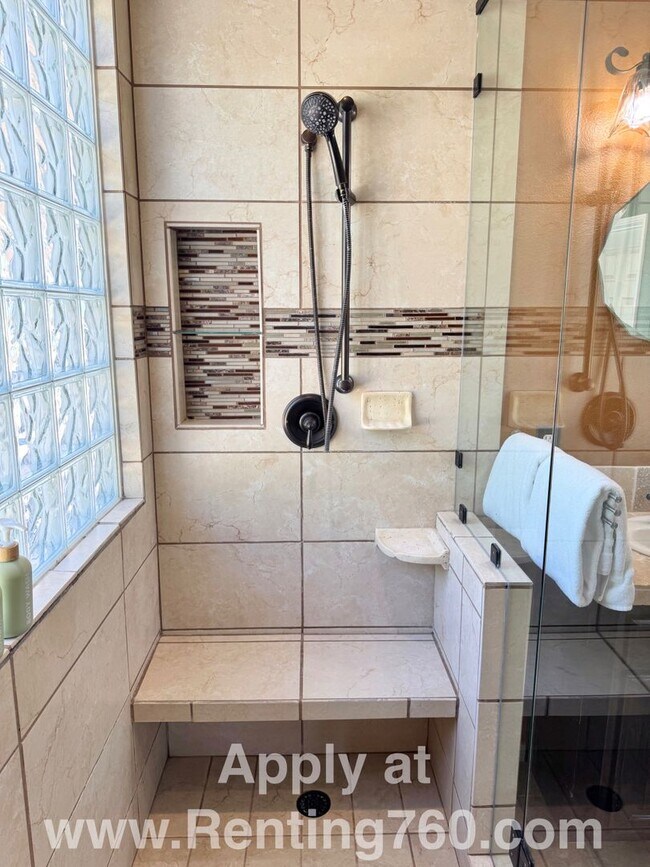 Building Photo - Huge 3 Bed 2 Bath Home With Pool & Spa in Hacienda Heights Neighborhood!!