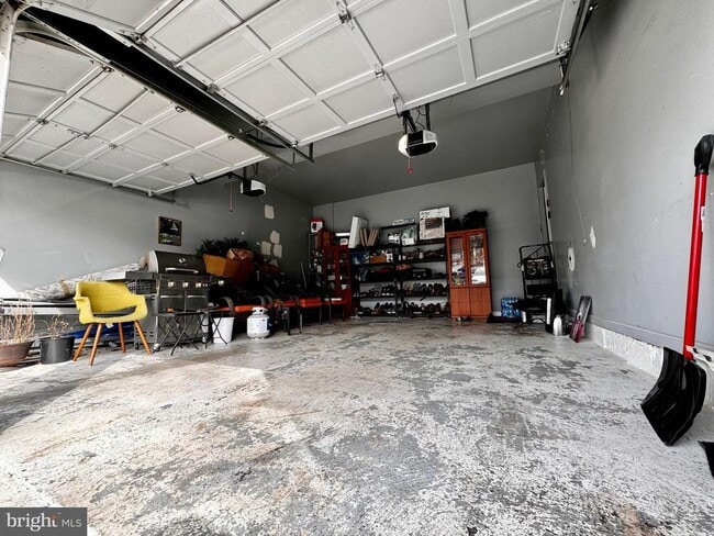 Building Photo - 14202 Hartwood Ct