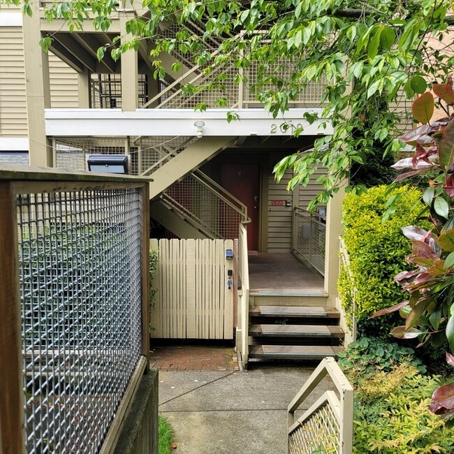 Building Photo - 2012 Minor Ave E