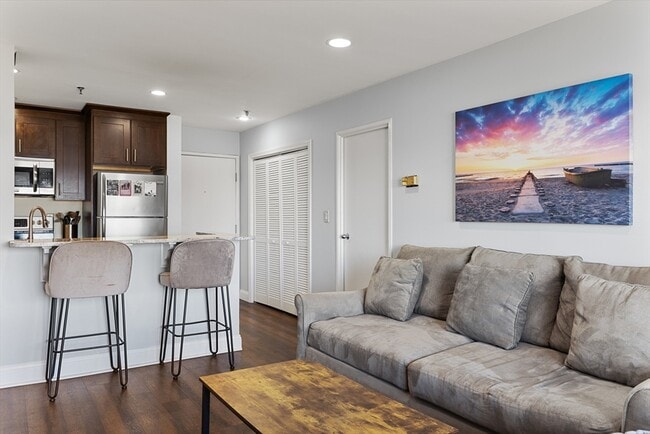 Building Photo - 133 Commander Shea Blvd