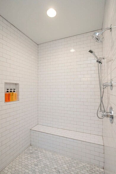 Building Photo - 1035 Scovel St