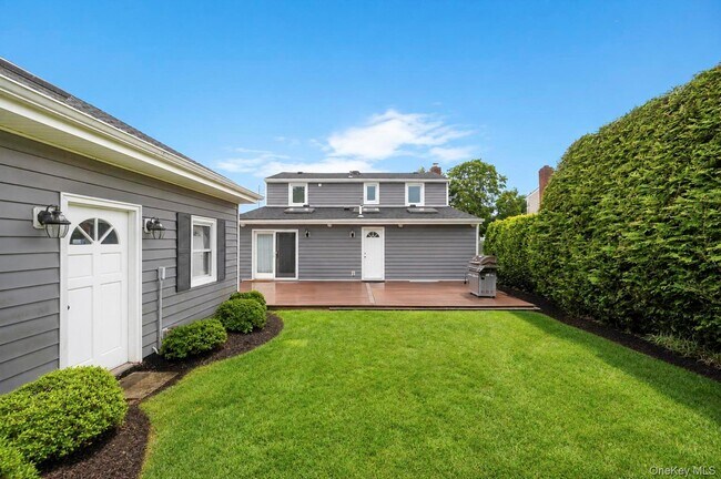 Building Photo - 84 Twin Lawns Ave