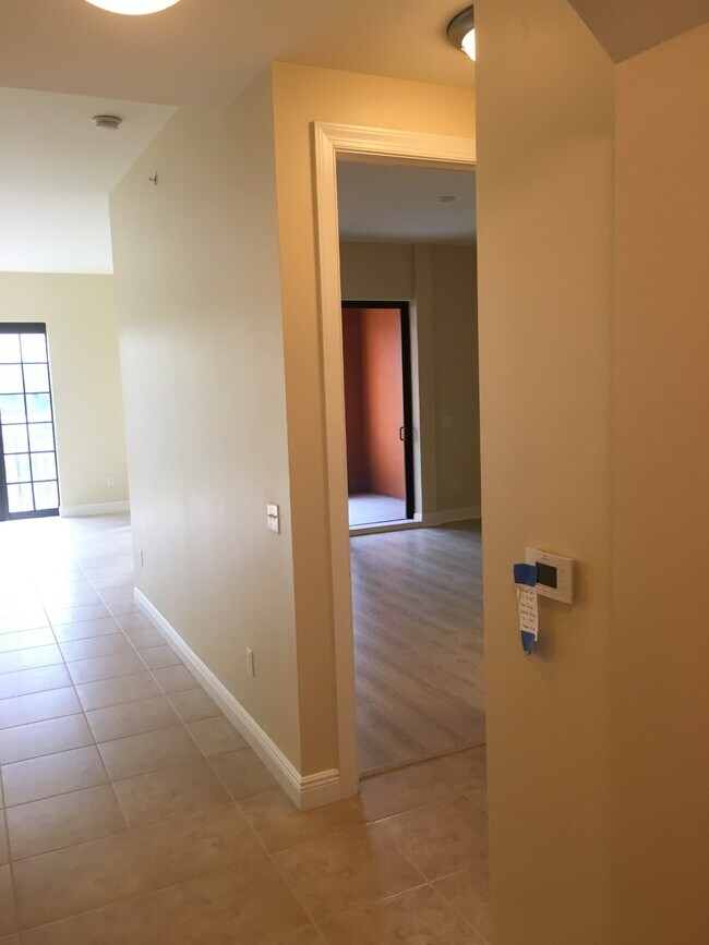 Building Photo - 8010 Via Sardinia Way