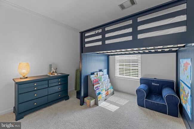 Building Photo - 21622 Monmouth Terrace