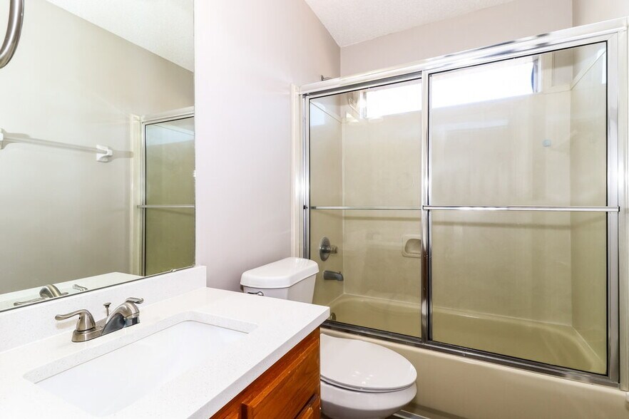 Building Photo - 8262 Red Creek Dr