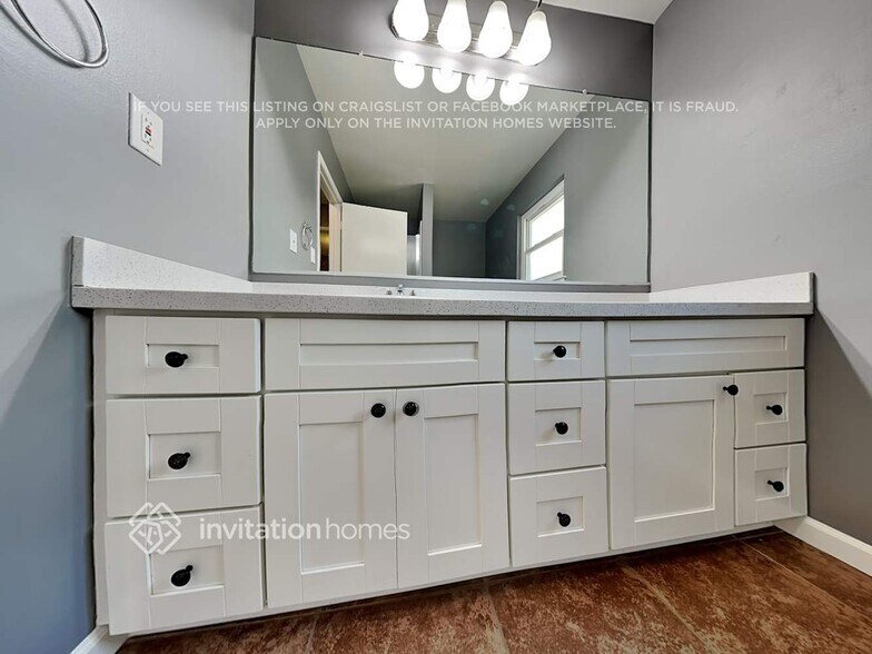Building Photo - 3015 Barmouth Dr