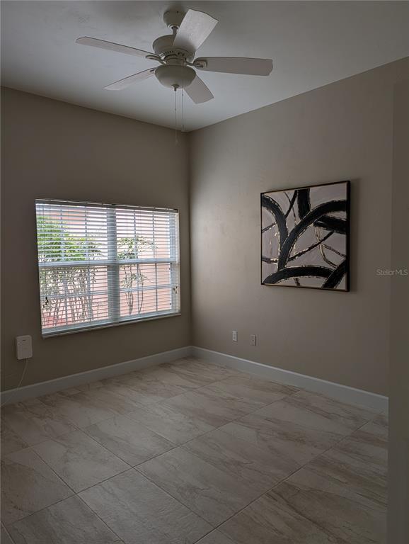 Building Photo - 1181 Athlone Way