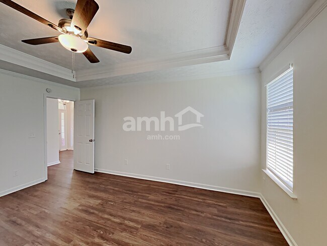 Building Photo - 949 Durham Way