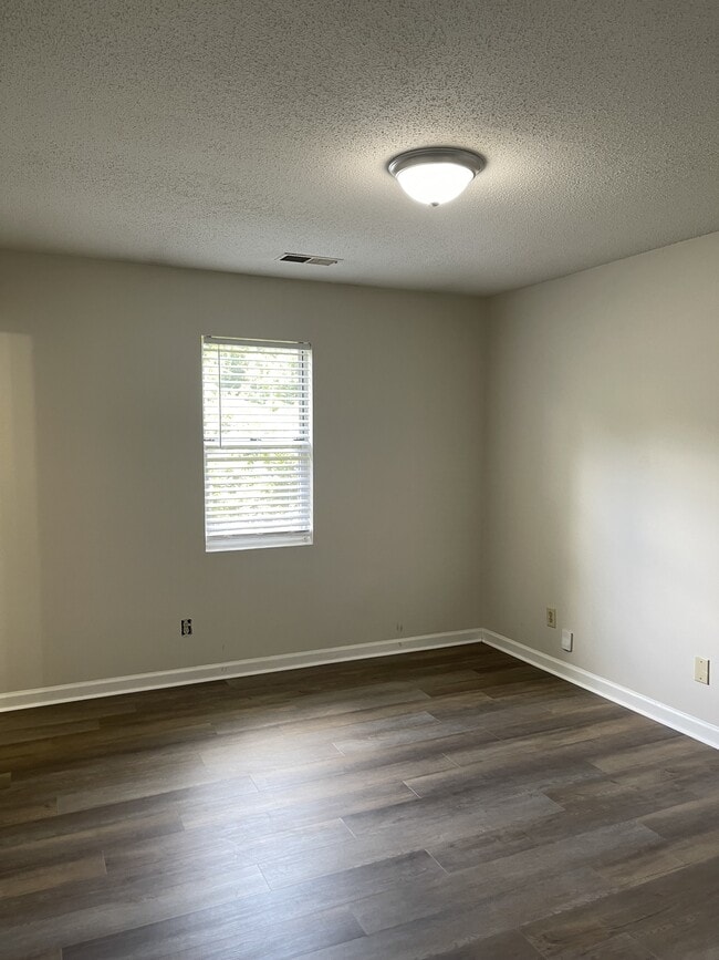 Building Photo - 1308 Vance St