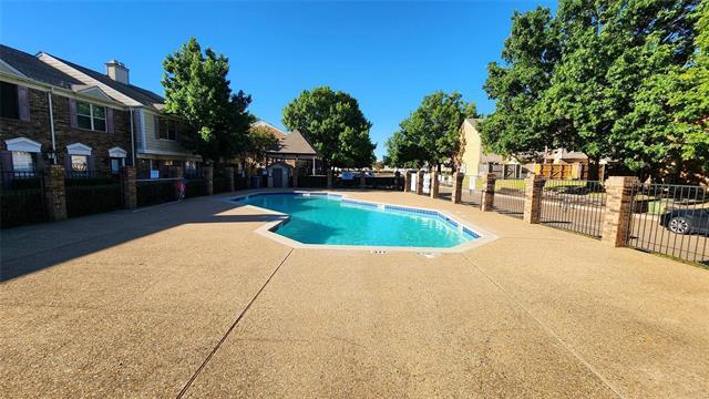 Building Photo - 625 Carriagehouse Ln