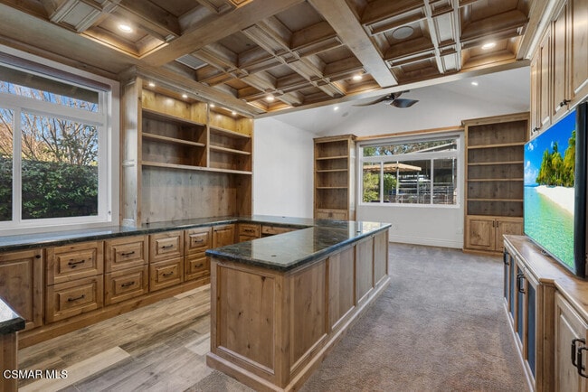 Building Photo - 525 Aqueduct Ct