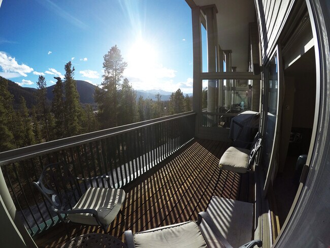 Building Photo - Winter Seasonal Rental- Sts John 2522