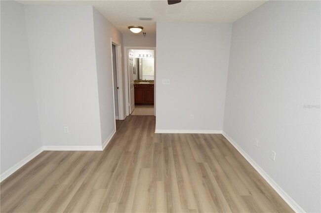 Building Photo - 10265 Gandy Blvd N