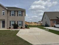 Building Photo - 321 S Pointe Dr