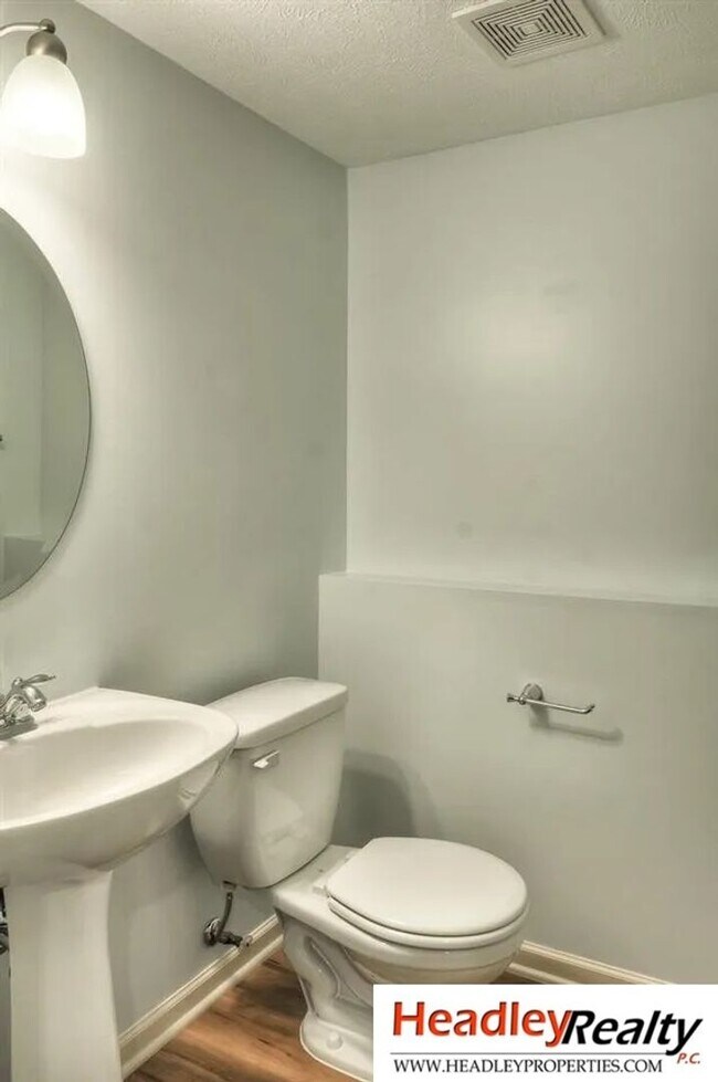 Building Photo - Beautiful Home For Rent in Gretna School District