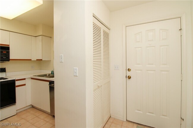 Building Photo - 333 Sunrise Cay