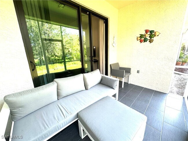 Building Photo - 7790 Woodbrook Cir