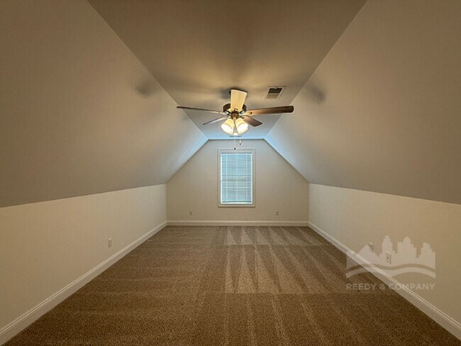 Building Photo - 5308 Aylesbury Ln