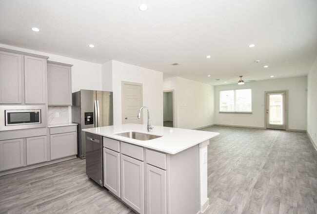 Building Photo - 2818 Bethnal Gdn Wy