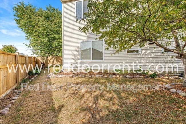 Building Photo - 679 Mountain Pine Dr