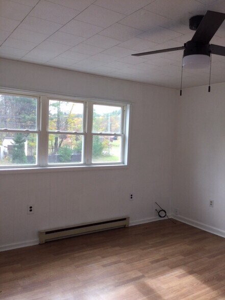 Living Room - 5 Adirondack Rd