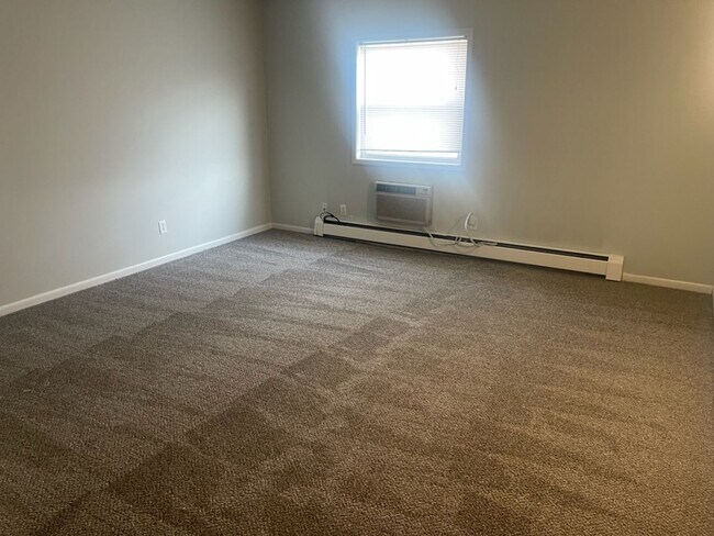 Building Photo - 1414 30th St