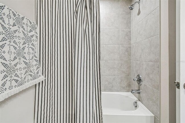 Building Photo - 2123 Laceflower Dr