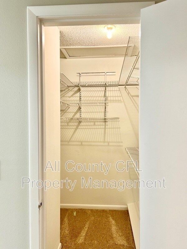 Building Photo - 4371 Aqua Vista Dr