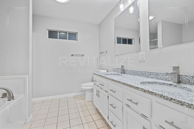 Building Photo - 1357 Repoll Rd