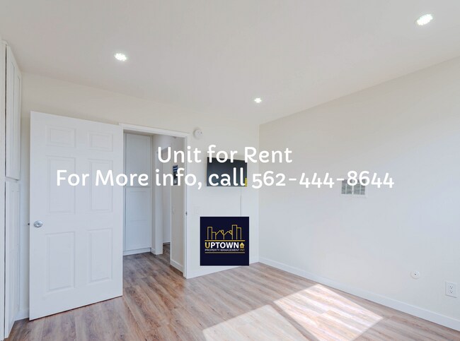 Building Photo - 207-Breed