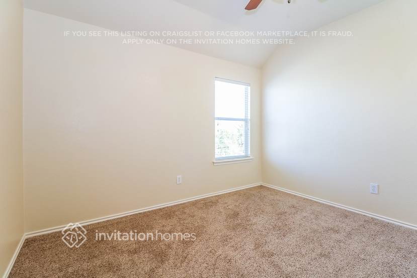 Building Photo - 9217 Askew St