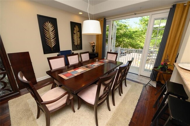 Building Photo - 1113 Bolton Pl