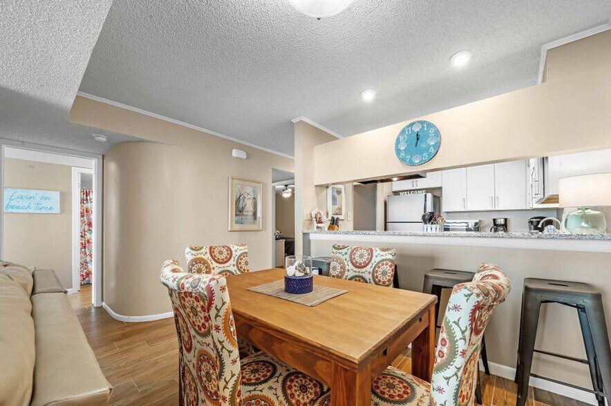 Building Photo - 1516 Sandpiper Ln