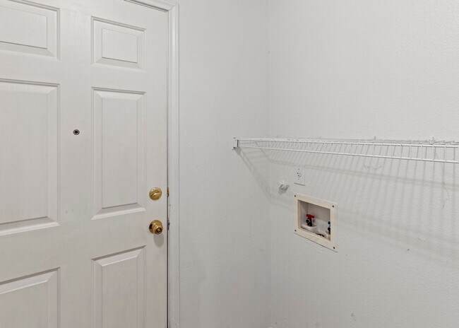 Building Photo - New Wood Flooring!