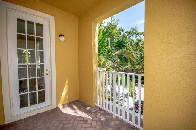 Building Photo - 115 Seagrape Dr