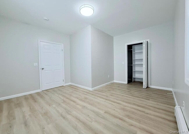 Building Photo - 621 2nd St