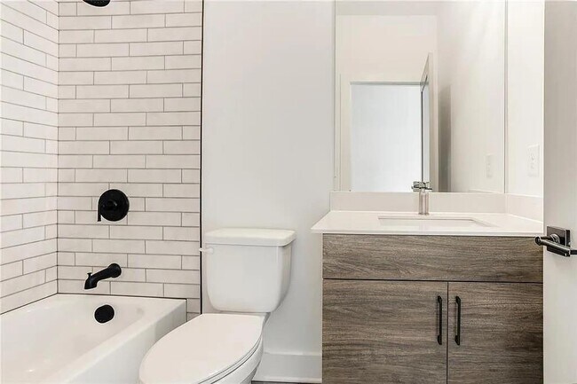 Building Photo - 1436 Walker Pl SE