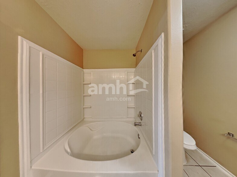 Building Photo - 8030 Echinacea Dr