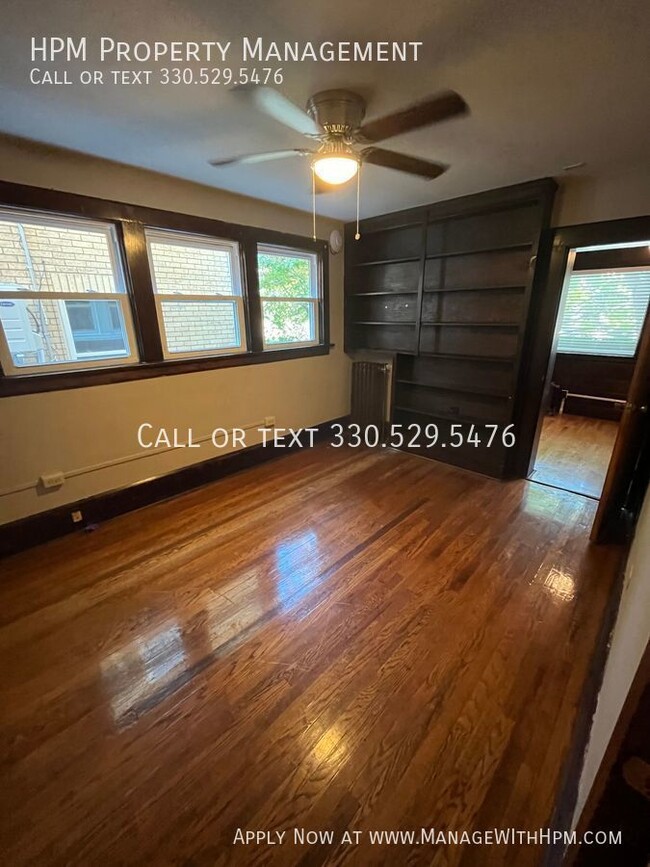 Building Photo - Akron One Bedroom For Lease! Move in speci...