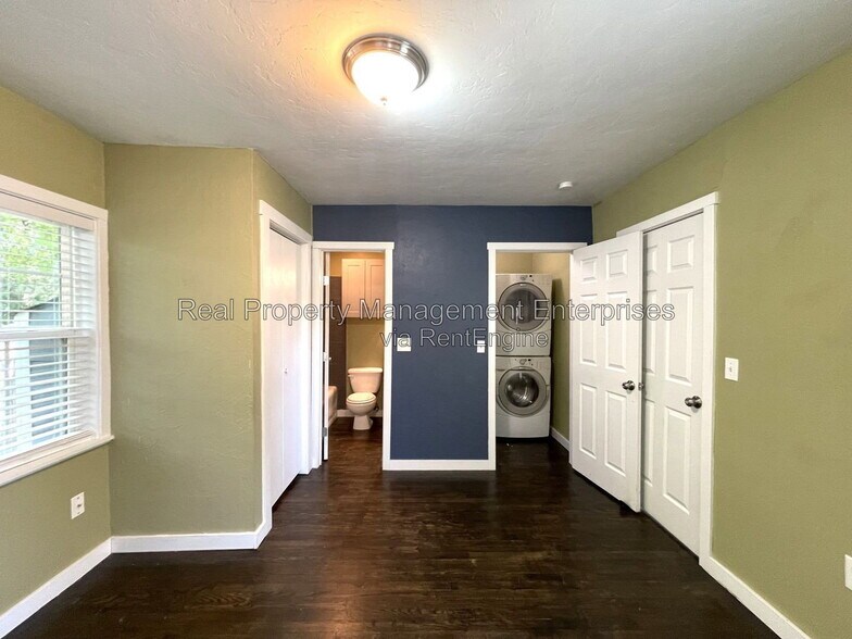 Building Photo - 1505 NW 46th St